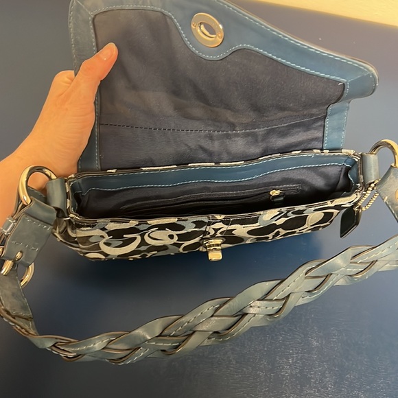 Coach Signature Blue Navy Shoulder Bag - Picture 4 of 10